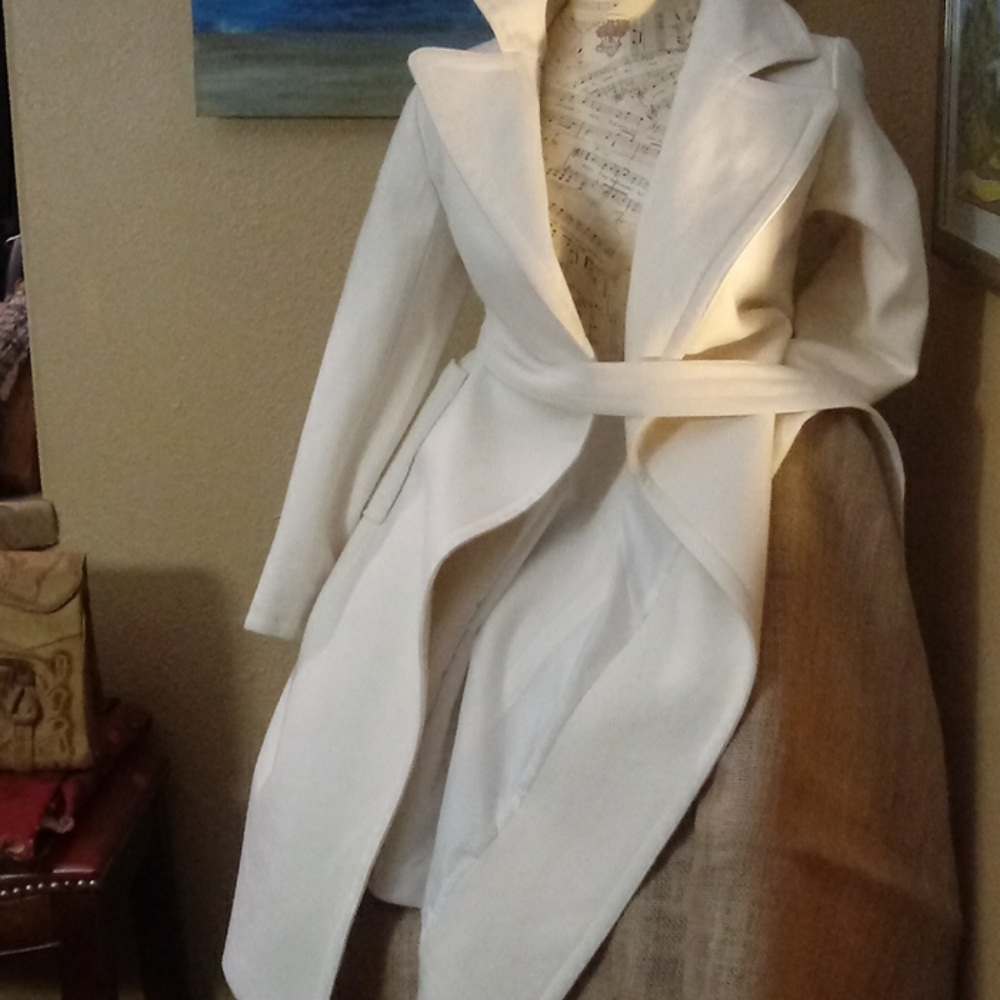 Huihe Collection White Wool Blend Long Coat